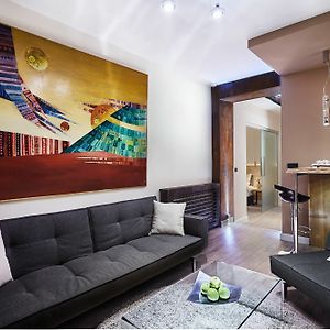 One Luxury Suites